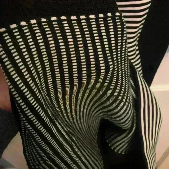 J. McLaughlin Black White Striped Sweater Dress Long Sleeve, Womens Size Medium - Picture 7 of 10